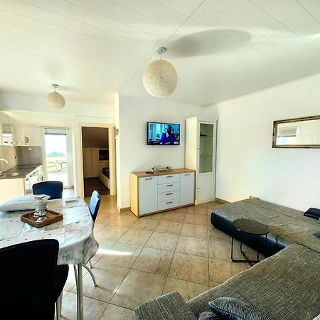 Apartments Lea 2 Малинська Екстер'єр фото