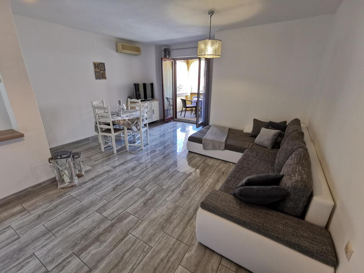 Apartments Lea 2 Малинська Екстер'єр фото